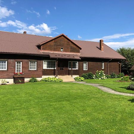 Mily Apartament Ustrzyki Dolne Exterior photo